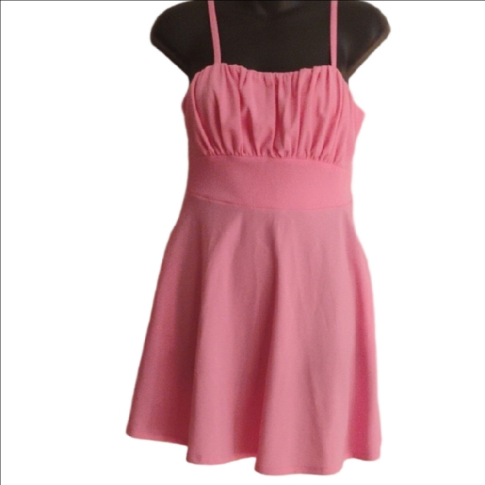 Francesca's  Pink Textured Dress, NWT Blue Rain. Size Small. Parties!